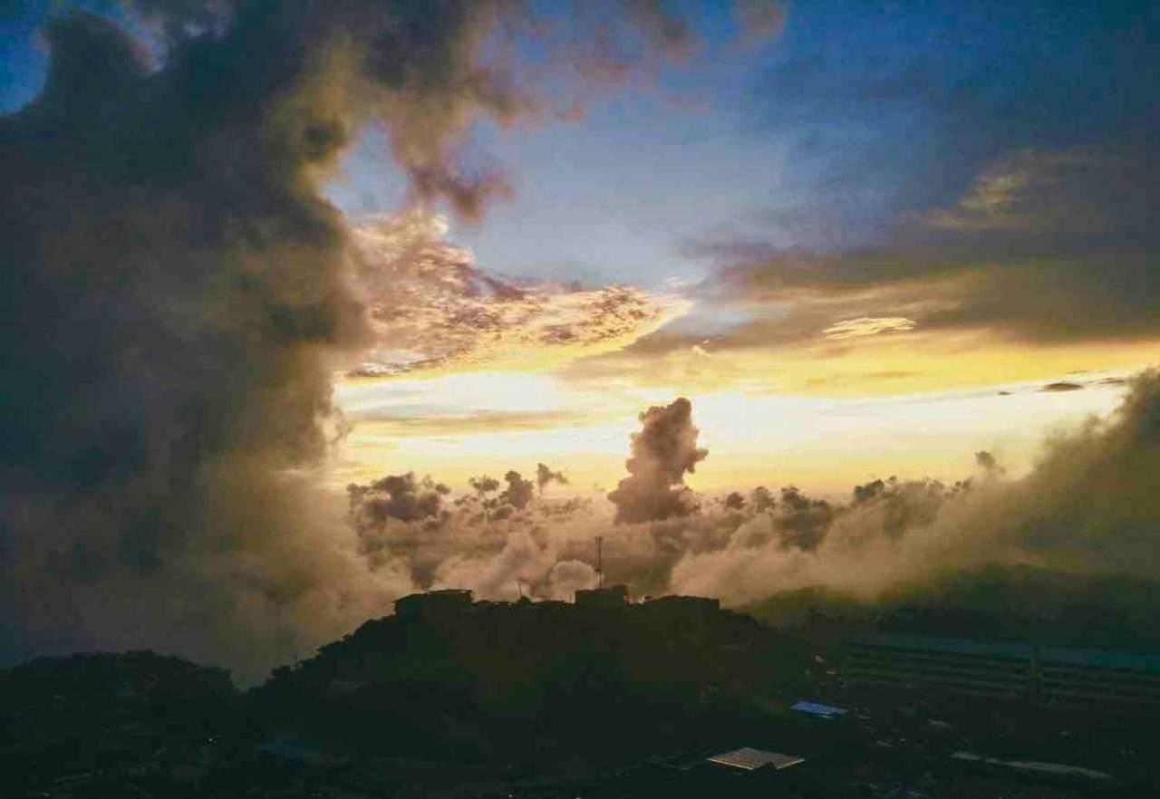In Baguio With Amazing Sunset Views *