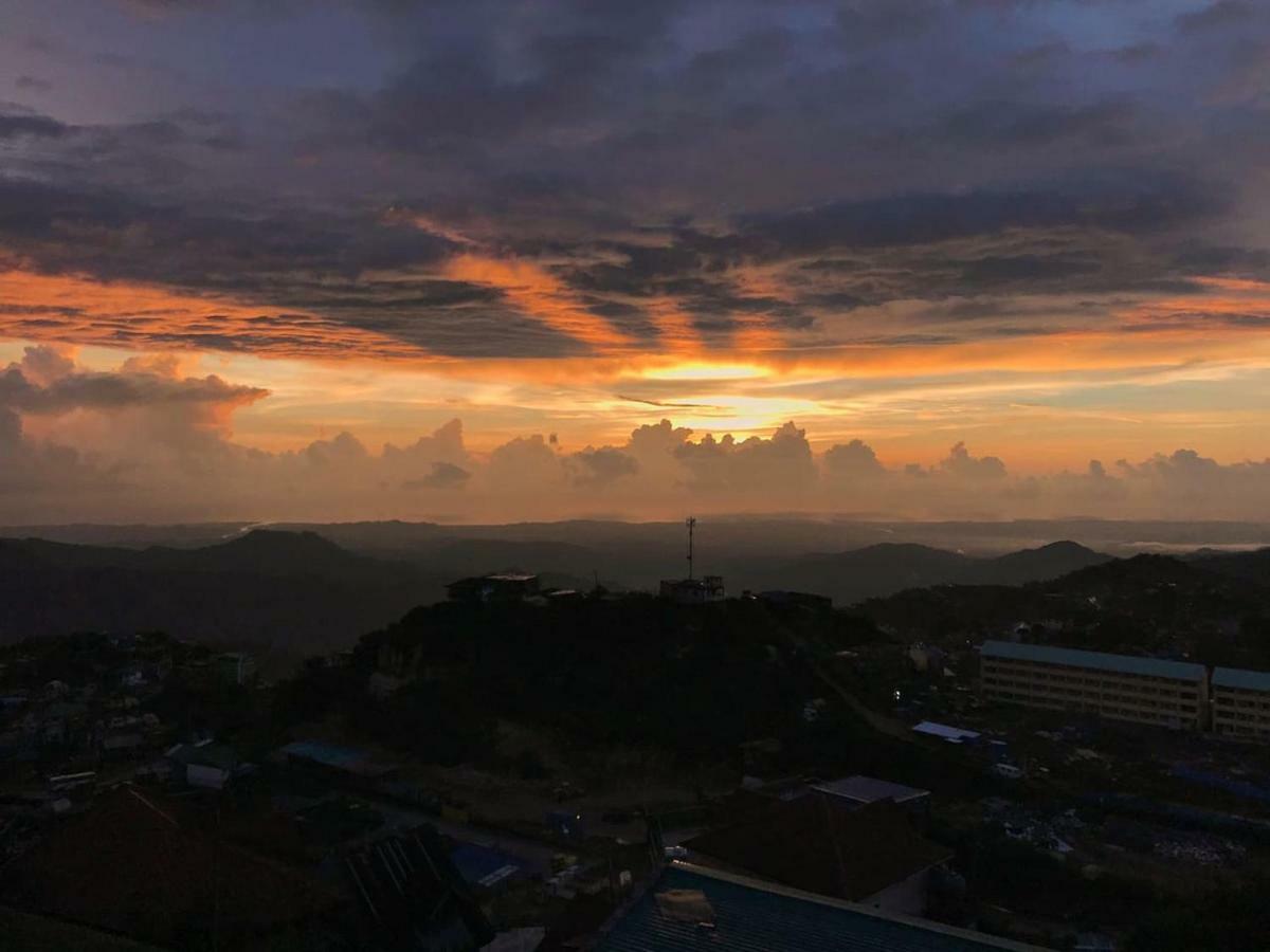 In Baguio With Amazing Sunset Views